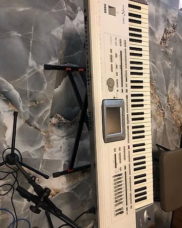 sintezator qiymetleri: Синтезатор, Korg — 6