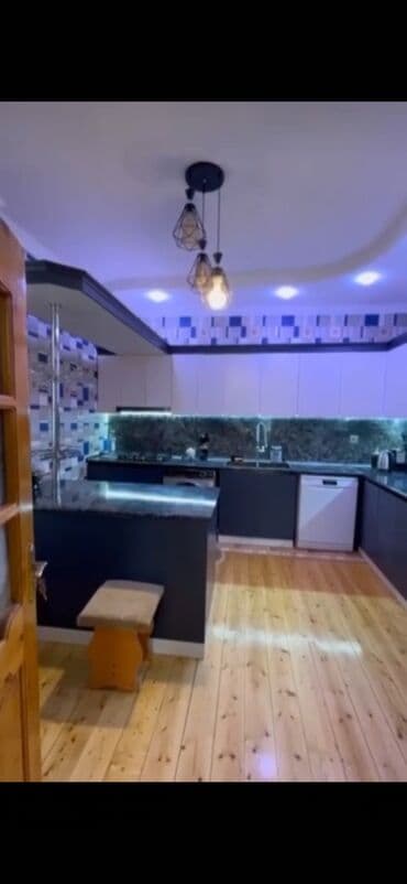 ələt qəsəbəsi: Həyət evi Gəncə şəhəri Paştavoy qəsəbəsində Nur marketin düz arxasında — 4