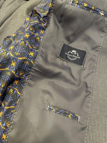 Üst geyimləri: Kişi kostyumu – Franco Missoni - Model: İki parçalı klassik kostyum — 4