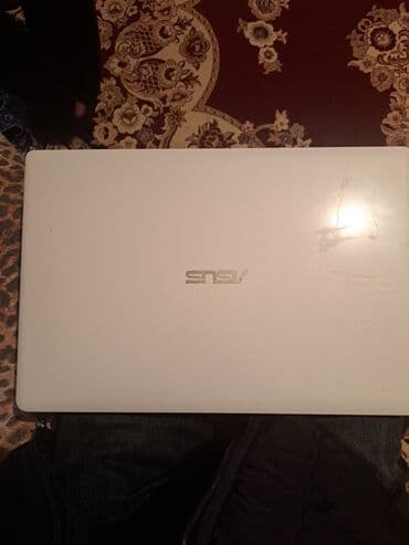 monitor hdmi: ASUS noutbuk Xüsusiyyətlər: - Korpus rəngi: ağ (üst qapaq), alt — 1