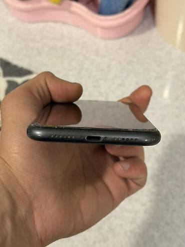 iphone 11 2ci el: IPhone 11, 128 GB, Qara, Face ID — 6