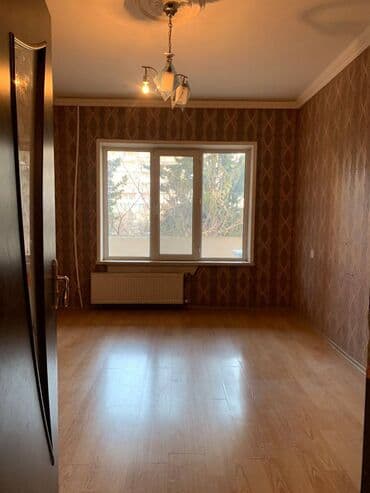 xacmazda tecili satilan evler: Bakı, 4 otaqlı, Köhnə tikili, m. Qara Qarayev, 110 kv. m — 3