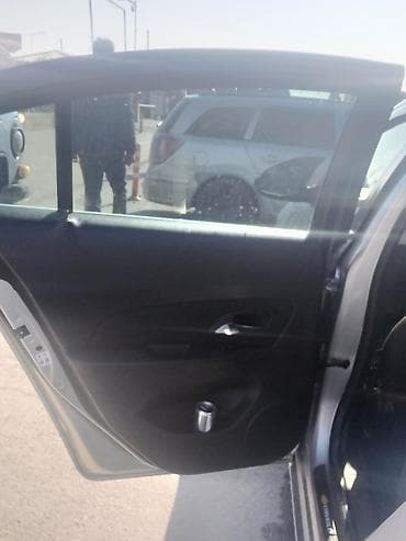 Avtomobil alışı: Chevrolet Cruze: 1.4 l | 2015 il 164000 km Sedan — 4