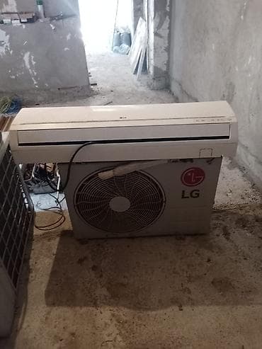 Divan desti 450azn. Unvan Badamdar ¹8 — 2
