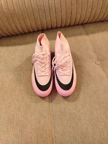 idman forması: Butslar Nike — 3