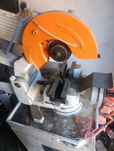 ural ot bicen: Metal profillər və borular üçün sənaye tipli kəsim dəzgahı. Şəkillərdə — 4