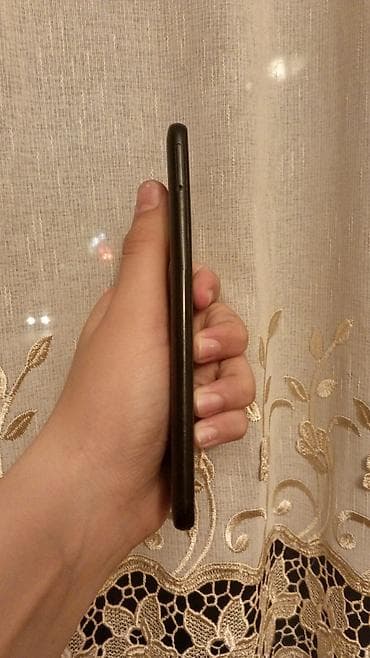 irşad xaladelnik: Samsung A03s modelidir 32/4gb yaddaşı var qara rəngdədir. korpusda — 2