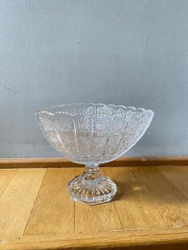 55 yas tortlari: Cexiya xrustali meyve qabi satilir. 35 sm diameter — 3