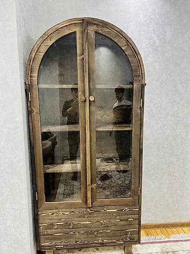 Taxta vitrin şkaf
Yenidi