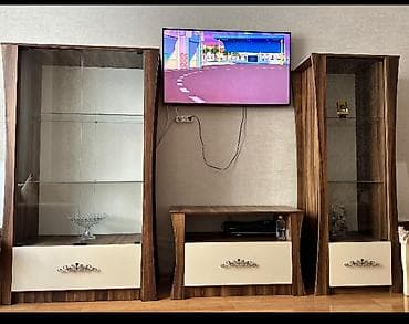 Qonaq otağı üçün vitrinli mebel dəsti - Tərkib: 3 hissəli TV və — 1