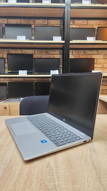 hp 121: ​💻 HP 15 ​📝 Model: HP 15 ​🧠 Prosessor (CPU): Intel Core i3-1315U ​⚡ — 3