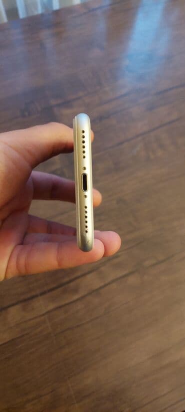 iphone 8 silver: IPhone 8, 256 GB, White Titanium — 2