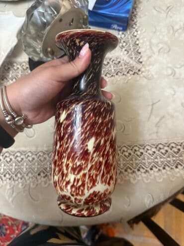 guzgu tek: Bir vaza — 1