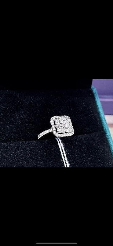 Zövqlü xanımların seçimi Esil brilyant. Qiymet ucun yazin Polkadan