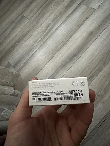 iphone 16 bakı: Simsiz şarj cihazı Apple — 4
