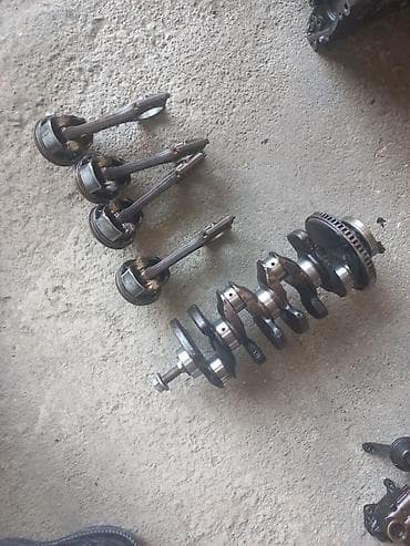 volkswagen polo v: Məhsul: Daxili yanma mühərriki üçün krank mili və 4 ədəd — 2