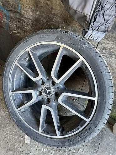 alman tekerleri: Yeni Şin Pirelli 235 / 30 / R 19 — 6