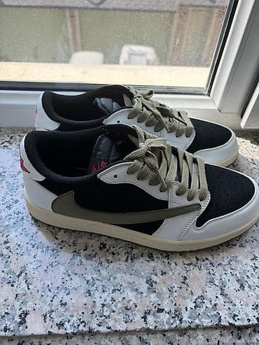 nike tech qiymeti: Nike x Travis scoot air jordan 1 Tezedir Moskvadan gelibdi ayağımı — 1
