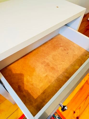 dəhliz mebelləri: 2 siyirməli dolabdir.Yaxşı vəziyyətdədir problemi yoxdur. İstəyən — 3