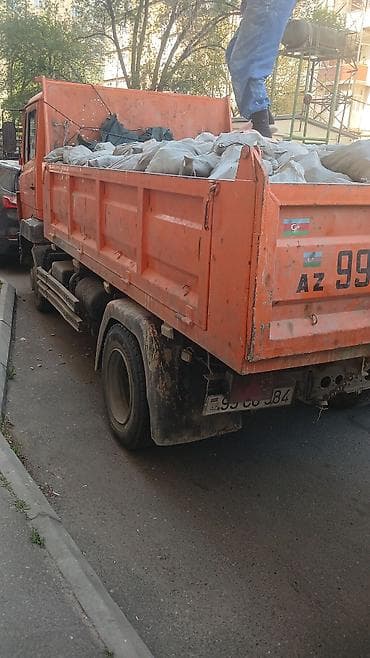 yük avtomobilləri: Tikinti tullantılarının daşınması xidməti - Orta ölçülü narıncı — 6