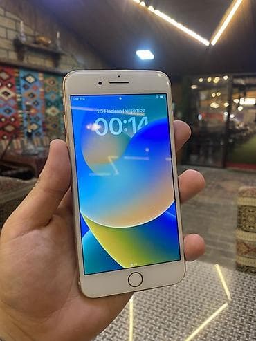 apple komputer: IPhone 8 Plus, Qızılı, Barmaq izi — 2