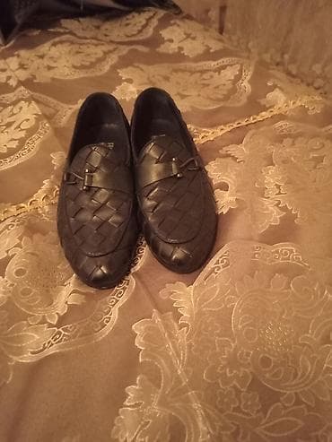 Botinkalar: Gencede satilir deri ayaqabi turkiye istehsalidir 90azn alinib cemi — 1
