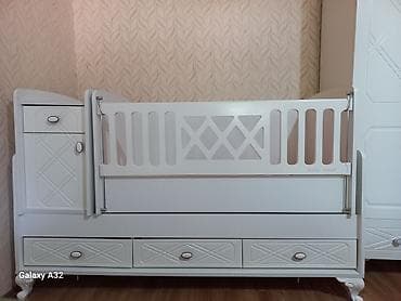 matras islenmis: Oğlan və qız üçün, İşlənmiş, Dördbucaq, Beşik, Dəstsiz, Matras ilə, Yellənmə mexanizm ilə — 2