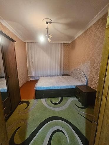 Mənzillərin satışı: Kirayə üçün tam mebellı 2 otaqlı mənzil - Geniş və işıqlı zal: divan — 5