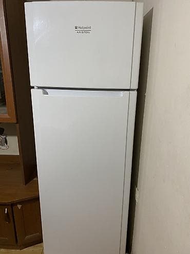 Hotpoint Ariston soyuducu. Az işlənib. İşlək vəziyyətdədir,heç bir