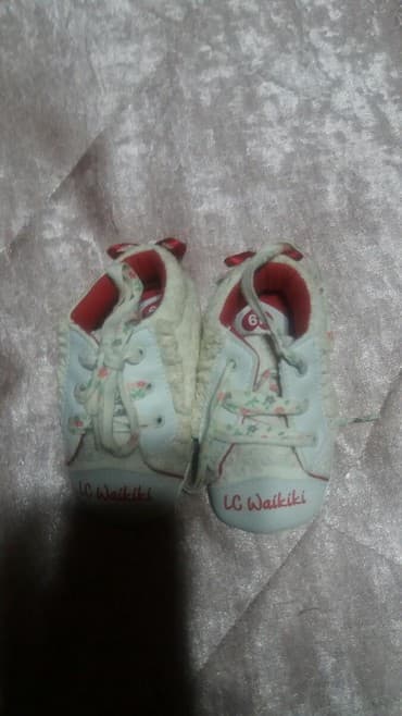 детские ботинки на шнурках: Təzədən heç seçilmir.19 razmer.Lc waikiki dən alınıb — 1