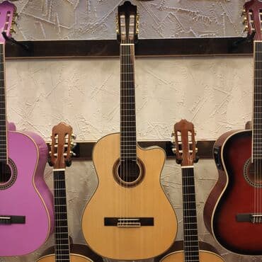 xerek: Elektro klasik gitara Smiger CG-420 Üst: Şam ağacı İstehsalçı:Çin — 3