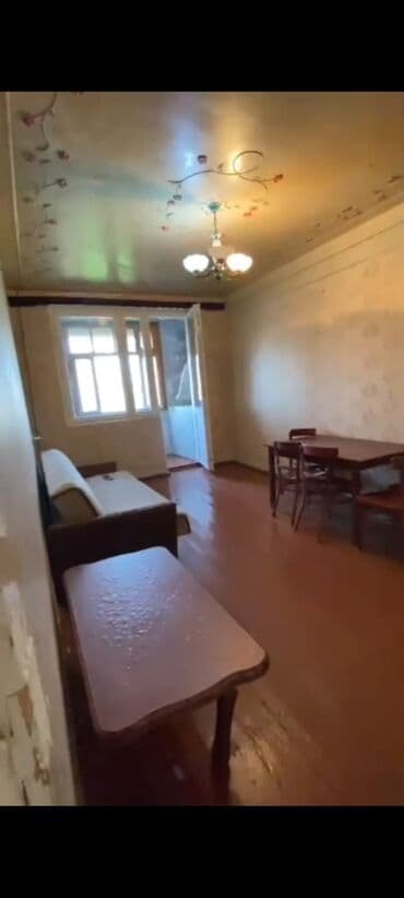 berdede kiraye evler 2024: Kirayə ev 5 mərtəbəli binanın 4 cü mərtəbəsi 80 kvadrat 3 böyük işıqlı — 12