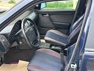 mersedes w204: Mercedes-Benz C-Class: 1.8 l | 1995 il Sedan — 8