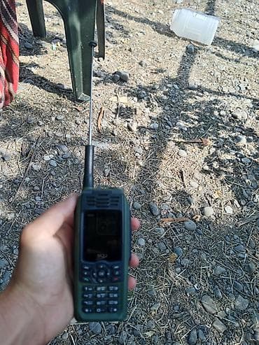 9s: S-Q (SQ9D) Tetra/UHF tipli peşəkar rabitə cihazı - Korpus: hərbi — 4