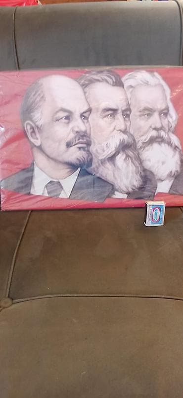 sikkələr: Kolleksiya üçün sovet və tarixi tematikalı əşyalar dəsti - Büstlər — 10