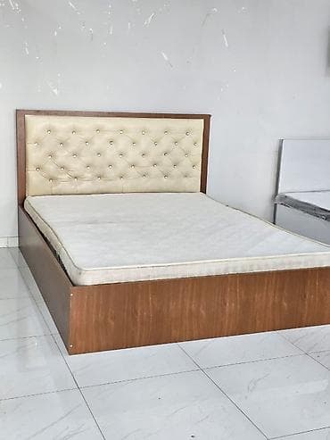 *Taxt satılır*
 Qıymet - 155 azn
*Catdırlma Pulsuz*

Unvan bıneqedı