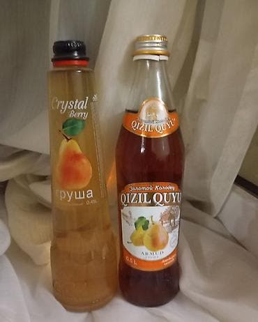 Alma sirkəsi. təbii. evdə hazırlanıb. kimyavi gatgisiz. 0.5 l. 5 man