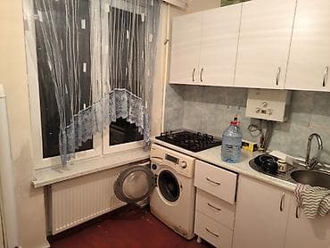 genclik kiraye evler: 1 otaqlı mənzil – mətbəx, sanitar qovşaq və dəhlizli. - Otaq: geniş — 2