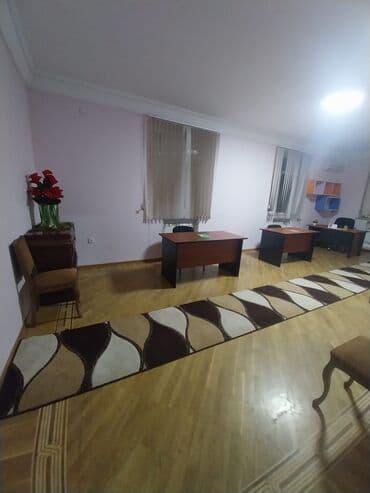 аренда нежилого помещения под офис: Ofis üçün hazır iş otaqları Xüsusiyyətlər: - Geniş və işıqlı — 3