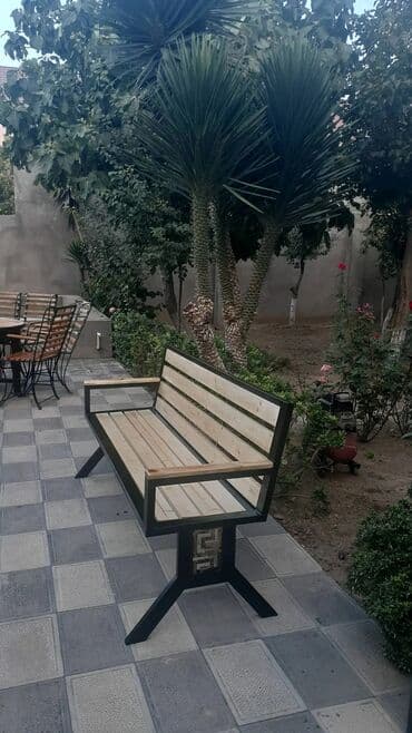 işlənmiş mətbəx mebili: Mətbəx üçün, Açılmayan, Dördbucaq masa, 4 stul — 25