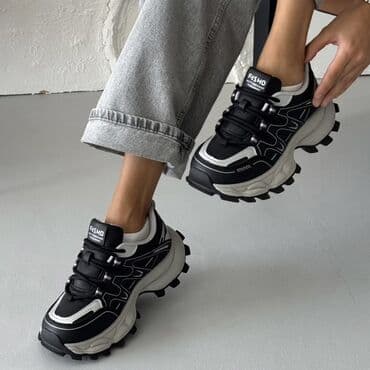 qaçış üçün qadın krosovkaları: Ölçü: 38, rəng - Ağ, Yeni — 3