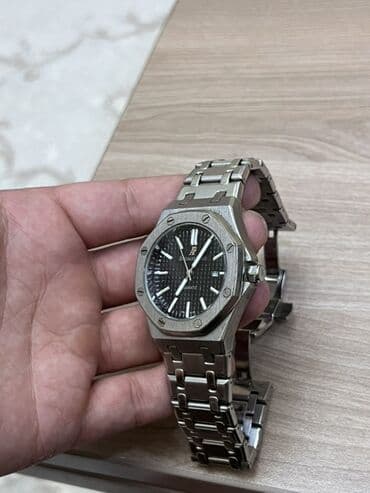 Eynəklər: Qol saatı, Audermars Piguet — 1