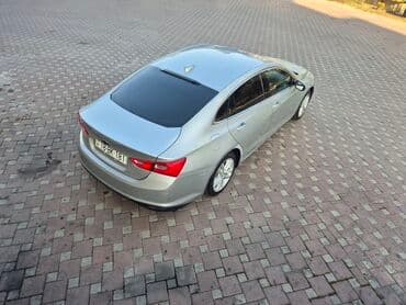 Şarj cihazları: Chevrolet Malibu sedan - Gümüş rəngli, aerodinamik kuzov, LED gündüz — 4