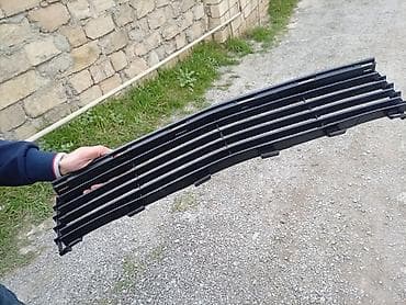Avtomobil üçün ön bamperin aşağı hava barmaqlığı (radiator qəfəsi)