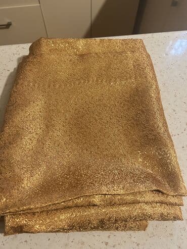 ağ şəkil: Pərdə dəstləri - Şəkillərdə bir neçə fərqli model pərdə təqdim — 6