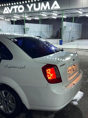 sud ceni: Daewoo Gentra: 1.6 l | 2014 il — 3