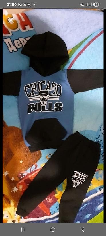 Teze 4-5yasa - 2 parçadan ibarət dəst: kapüşonlu svitşört və şalvar -