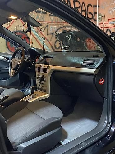 opel sukanı: Opel Astra: 1.9 l | 2007 il 567946 km Sedan — 1