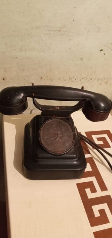 Устройства для борьбы с вредителями: Əntiq 1938 ci ilin masaüstü telefonu - Dizayn: Klassik bakelit tipli — 2