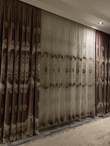 Dəst pərdə - Tərkib: 2 laylı dəst – qalın dekorativ pərdə və nazik